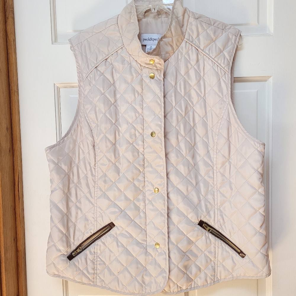 Off-white quilted vest, neutral vest, vest with gold snaps